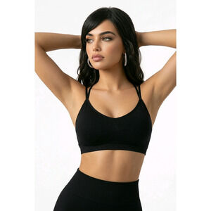 NWT JUICY COUTOURE SPROTS BRA RED SIZE M. MSRP $35.00